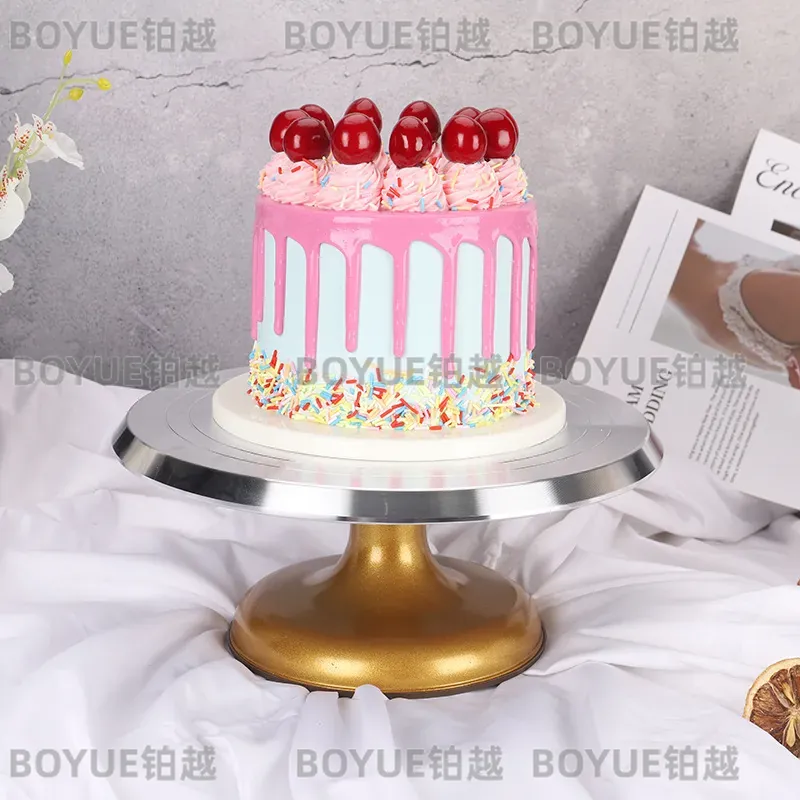 Suporte Giratório para Bolos e - Kitchen Baking Table avaliação e preço